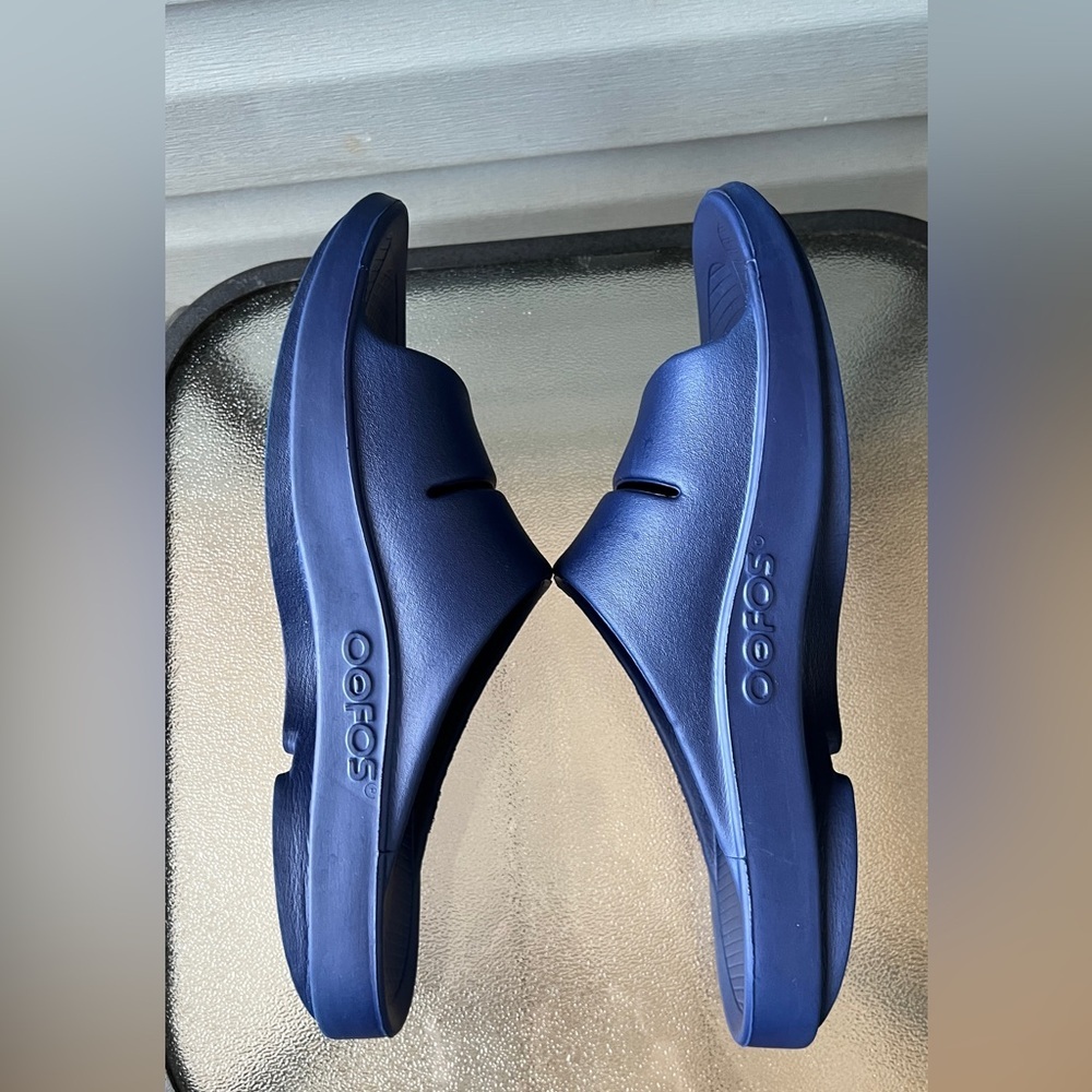 OOFFOS MEN'S OOAHH SLIDE SANDAL - NAVY Sz 11 - Picture 4 of 8